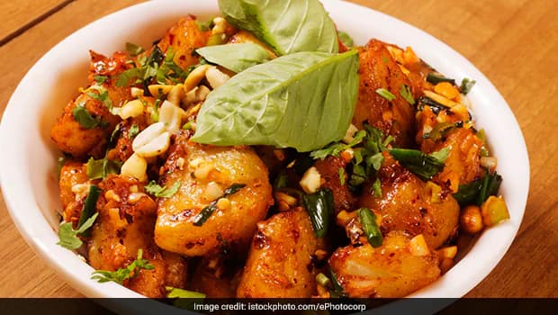 Aloo Ke Gutke: Kumaoni Style Spicy Potatoes