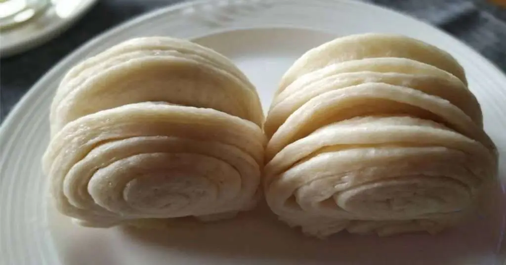 Tingmo: The Tibetan Steamed Cloud Bread